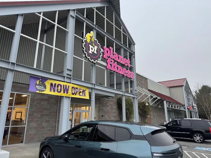 Planet Fitness Picture 4