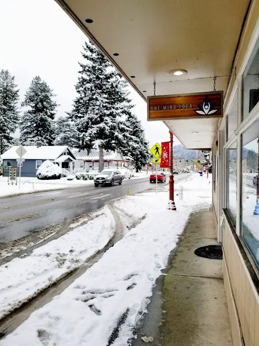 One Mind Yoga Picture 3