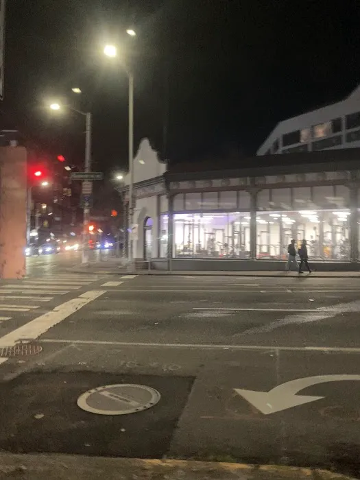 Industrious U-District Picture 10