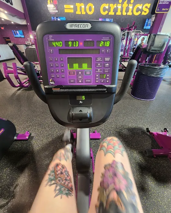 Planet Fitness Picture 8