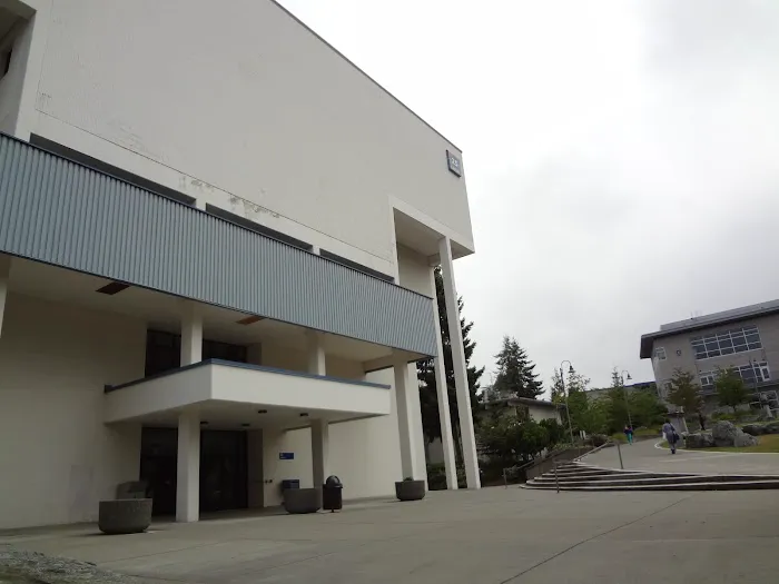 Highline College Pavillion Picture 9