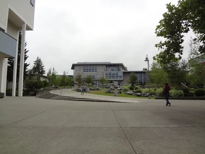 Highline College Pavillion Picture 3