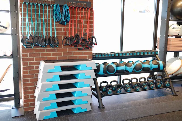 MONDAY FITNESS Picture 8