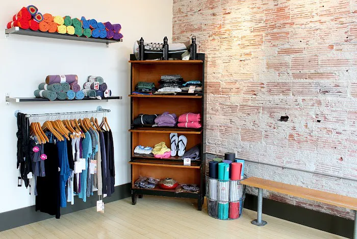 Hauteyoga Queen Anne Picture 10