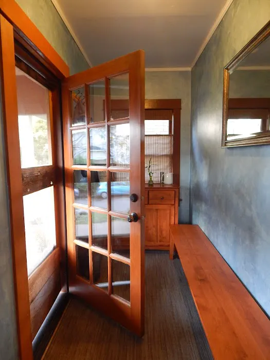 University District Yoga Picture 3