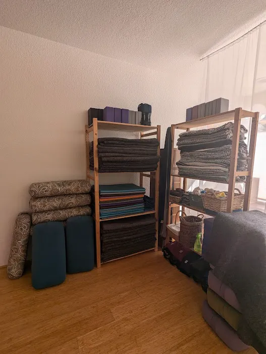 InsideOut Yoga Picture 3