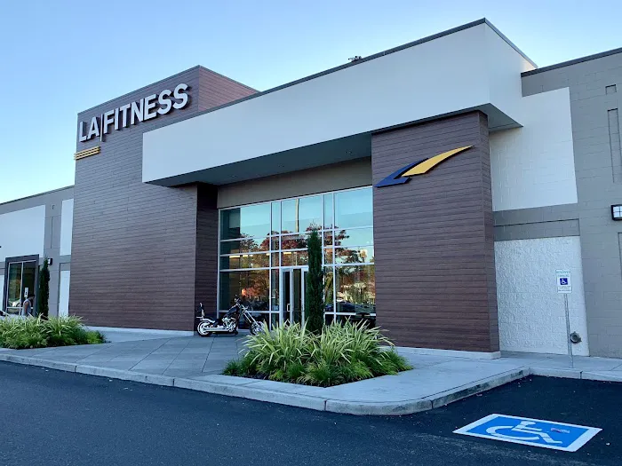 LA Fitness Picture 2