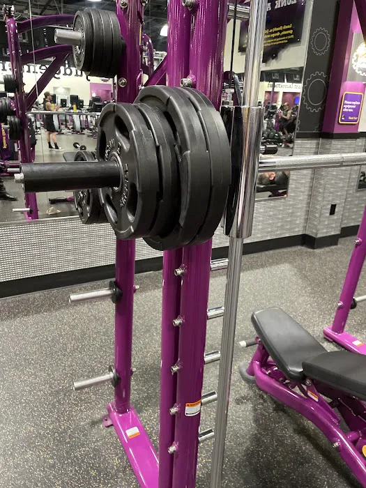 Planet Fitness Picture 9