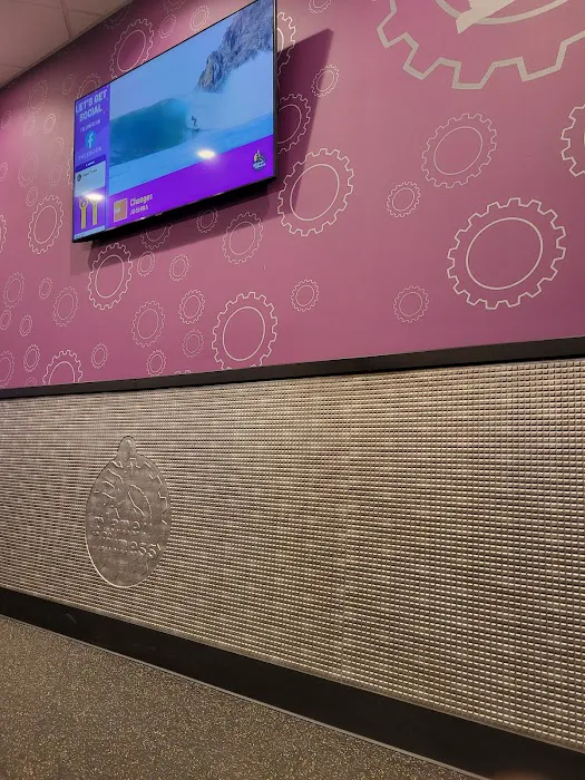 Planet Fitness Picture 1