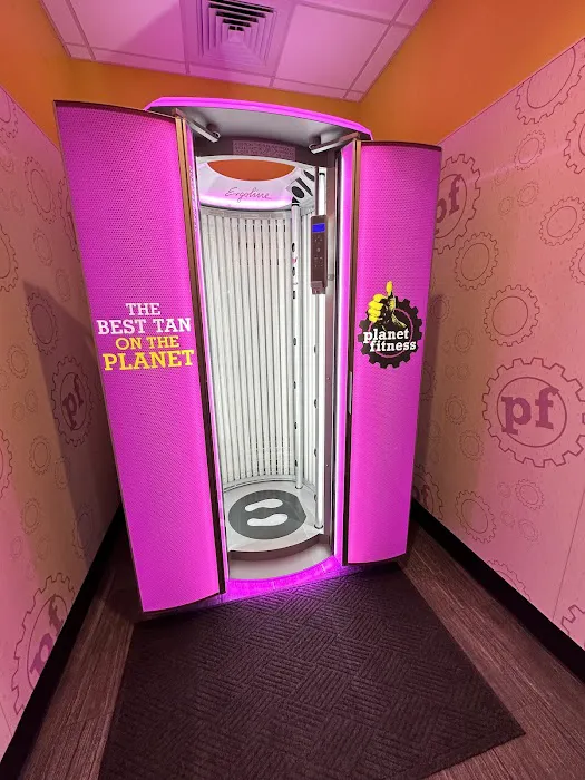Planet Fitness Picture 7