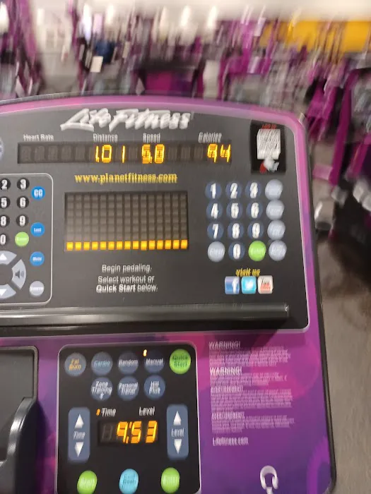 Planet Fitness Picture 3