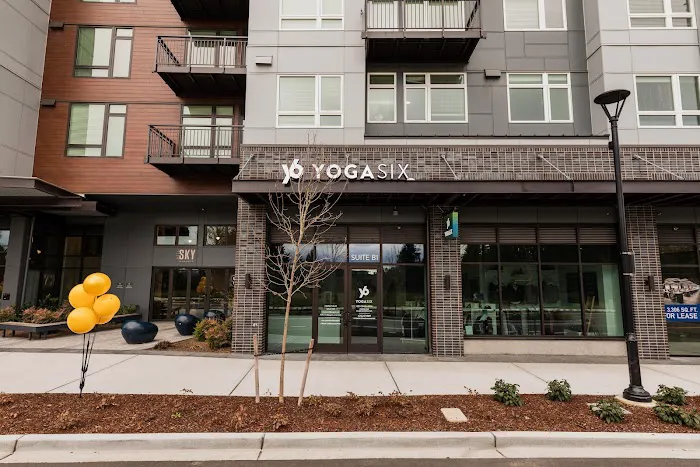 YogaSix Sammamish Picture 3