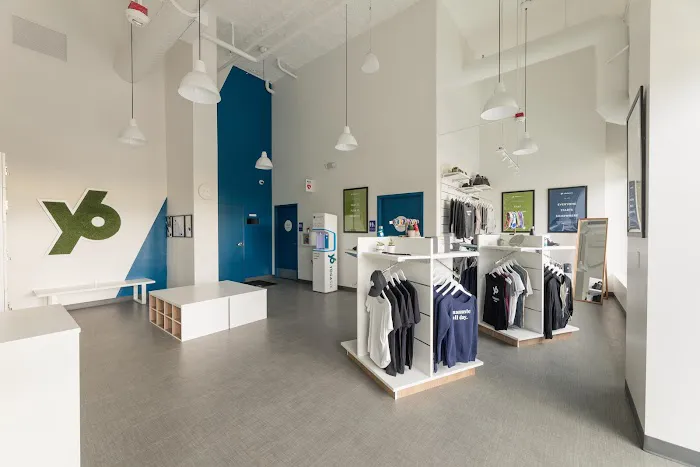 YogaSix Sammamish Picture 4