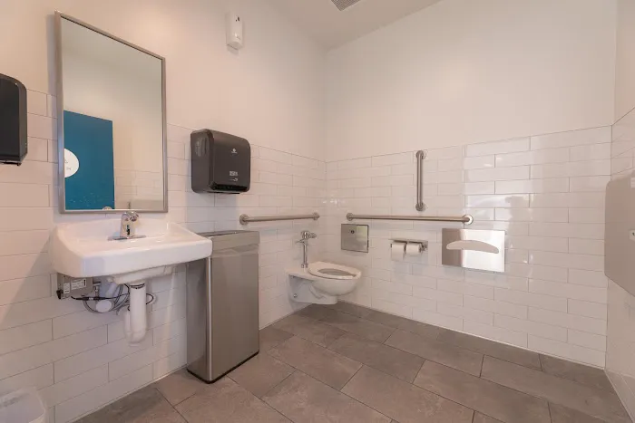 YogaSix Sammamish Picture 6