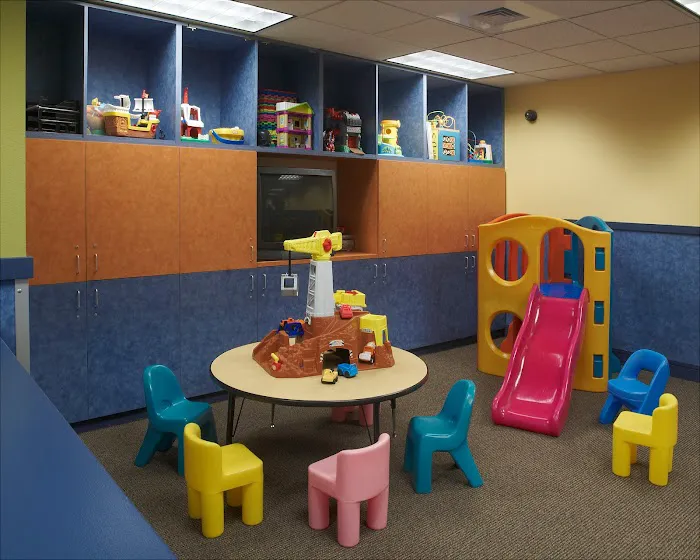 Columbia Athletic Clubs, Pine Lake Picture 1