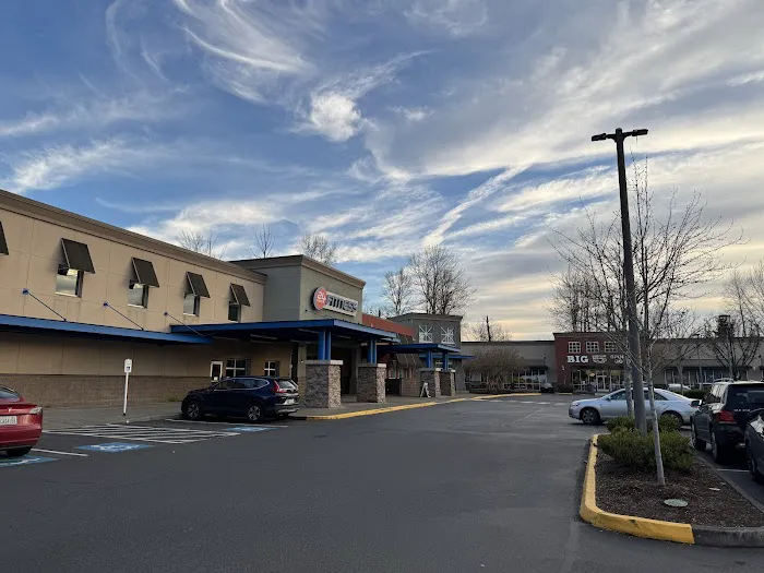 24 Hour Fitness Picture 8