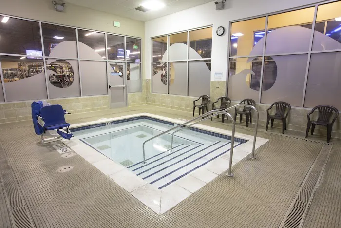 24 Hour Fitness Picture 5