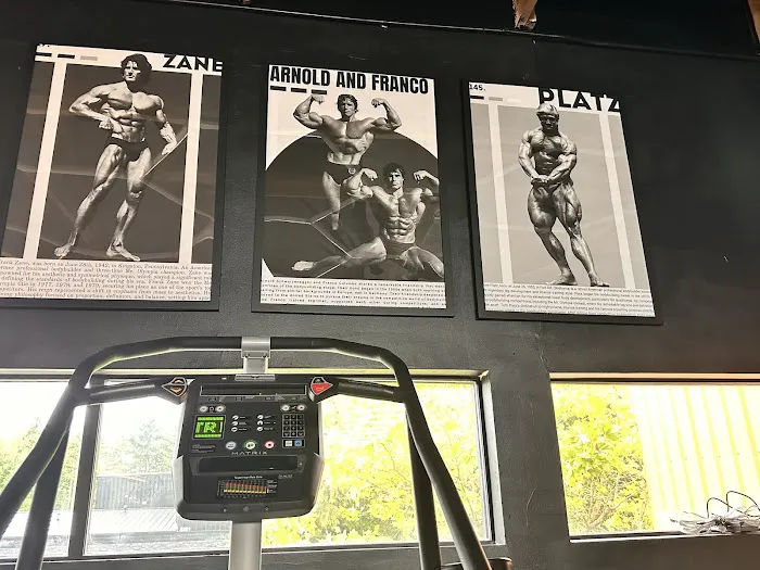 Starr Weight Training Gym Picture 6