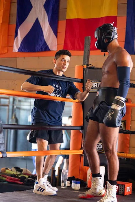 AcunaBoxing Picture 1