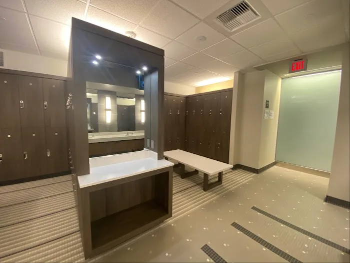 LA Fitness Picture 9