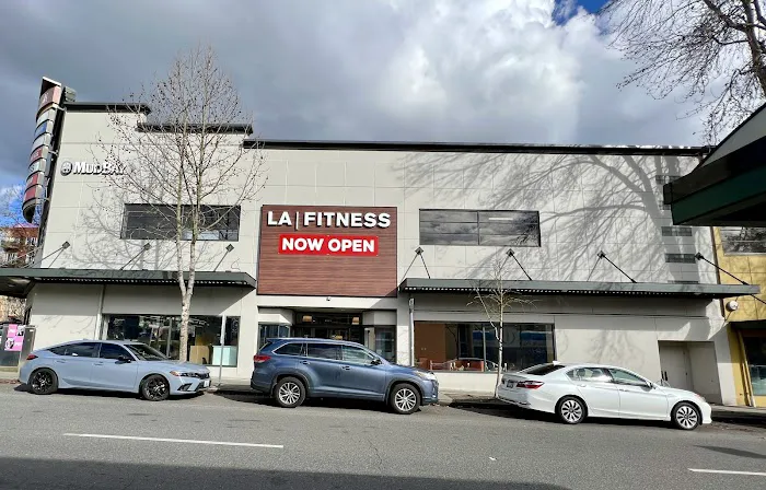 LA Fitness Picture 5