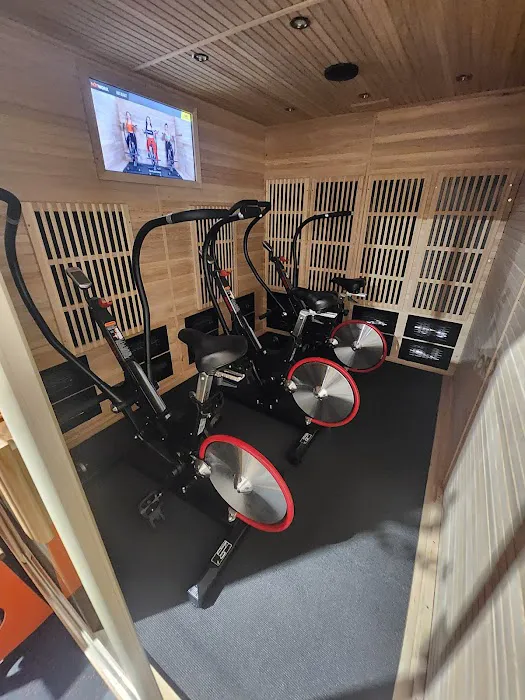 HOTWORX - Federal Way, WA Picture 8