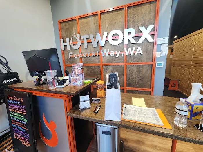 HOTWORX - Federal Way, WA Picture 10