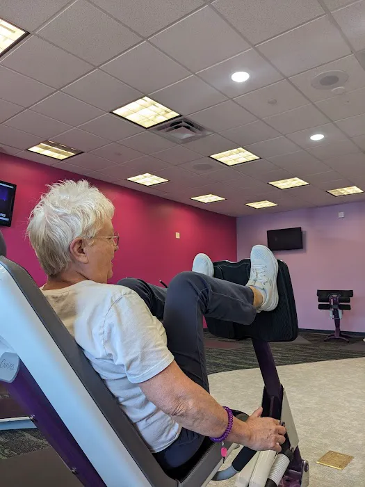 Curves, Federal Way Picture 5