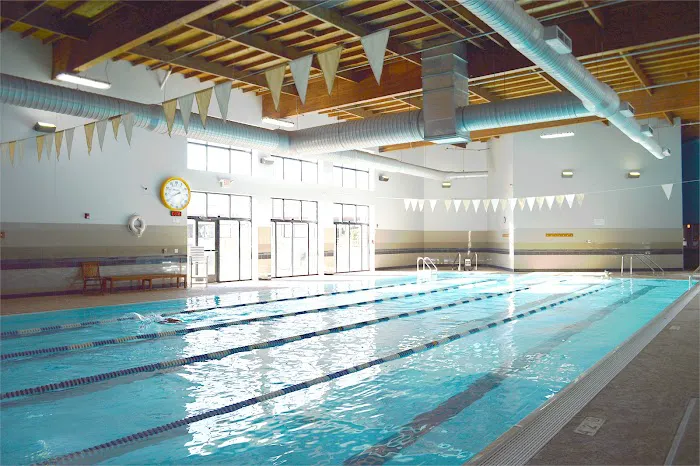 425 FITNESS REDMOND Picture 1