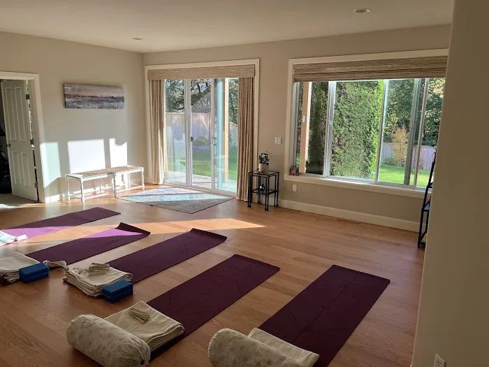 Creekside Yoga at Montaine Picture 2