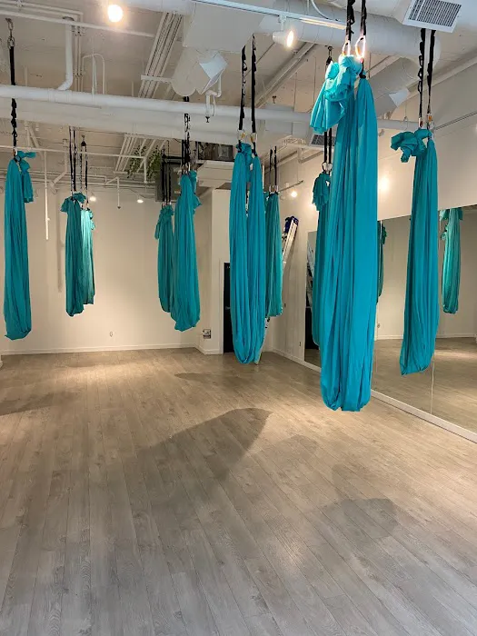 Flight Room Green Lake Picture 6