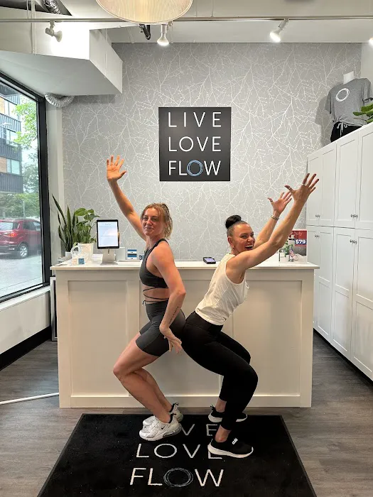 Live Love Flow Picture 10