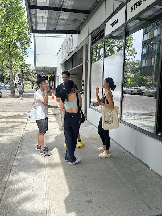 Live Love Flow Picture 7