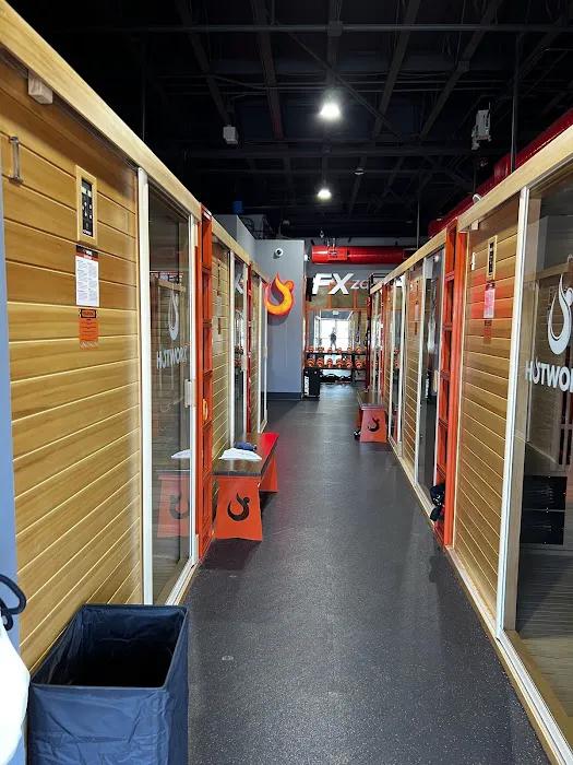 HOTWORX - Auburn, WA - Lakeland Hills Picture 7