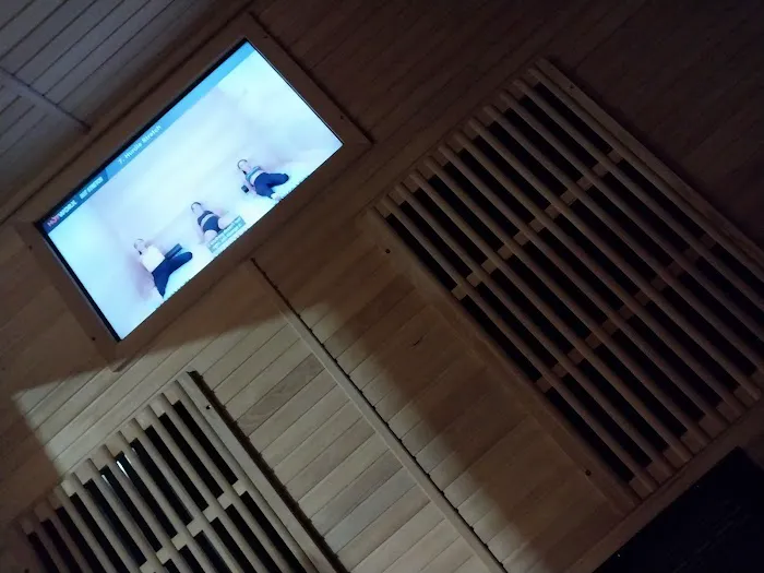 HOTWORX - Auburn, WA - Lakeland Hills Picture 1