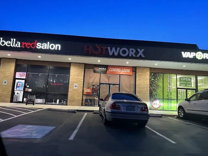 HOTWORX - Auburn, WA - Lakeland Hills Picture 8
