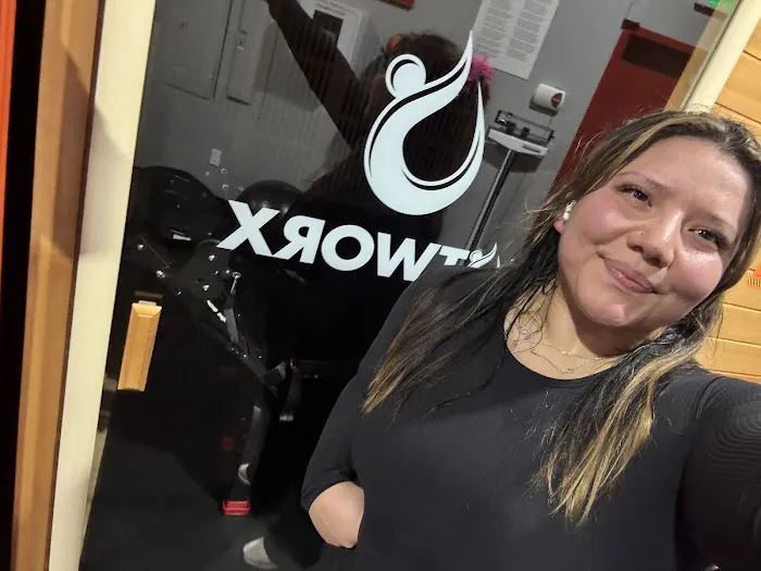 HOTWORX - Auburn, WA - Lakeland Hills Picture 3