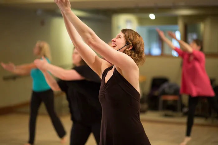 Moving To Heal - Joyful Fitness Picture 8