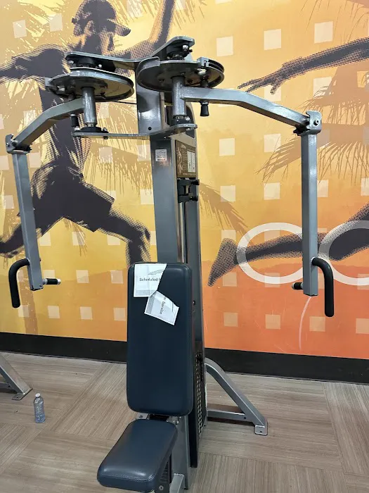 LA Fitness Picture 8