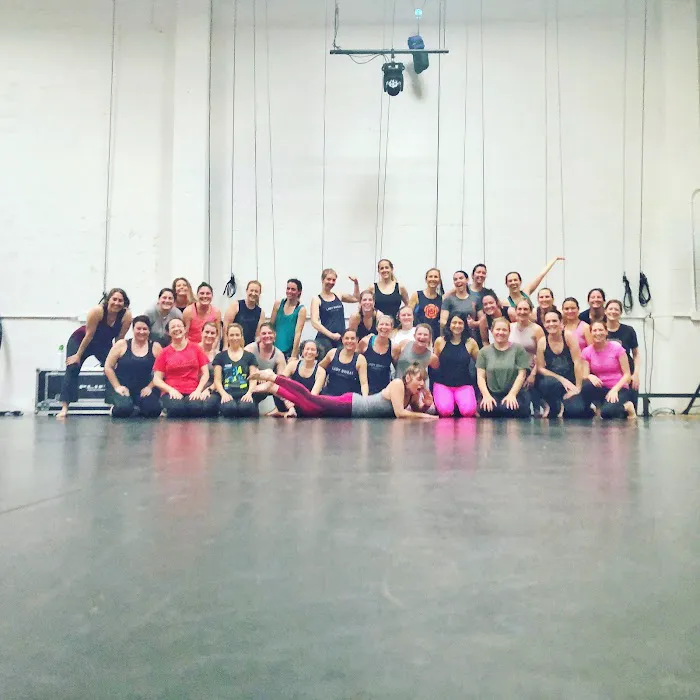 Lady Sweat Picture 1