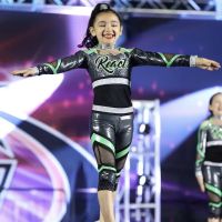 REACT ELITE CHEER ico