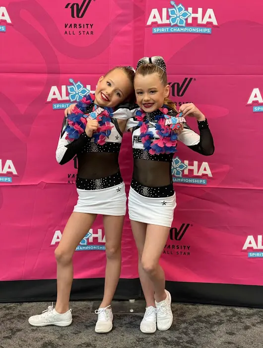 REACT ELITE CHEER Picture 7