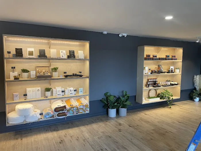 Flood Yoga Picture 4