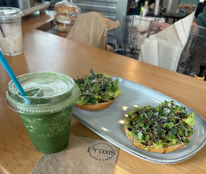 Praxis Yoga & Cafe Picture 7