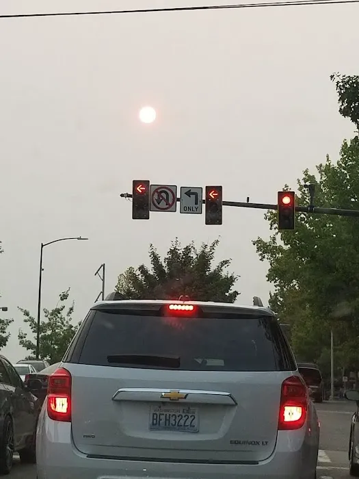 24 Hour Fitness Picture 5