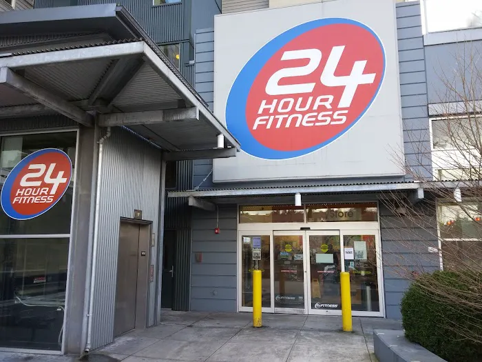 24 Hour Fitness Picture 2