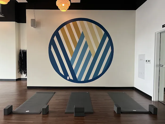 Woven Yoga & Massage Picture 2