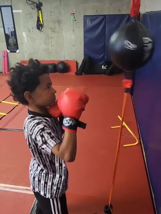 Christ-E Boxing(3 Kings Dojo) Picture 9