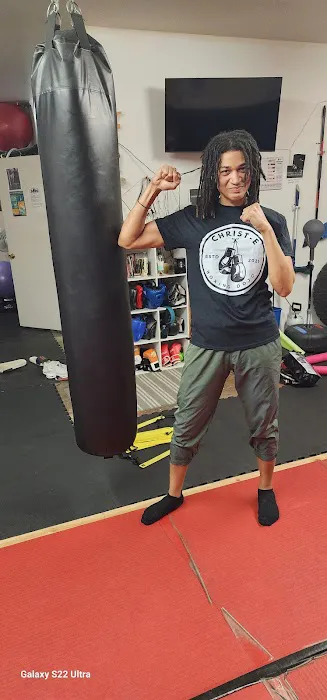 Christ-E Boxing(3 Kings Dojo) Picture 8