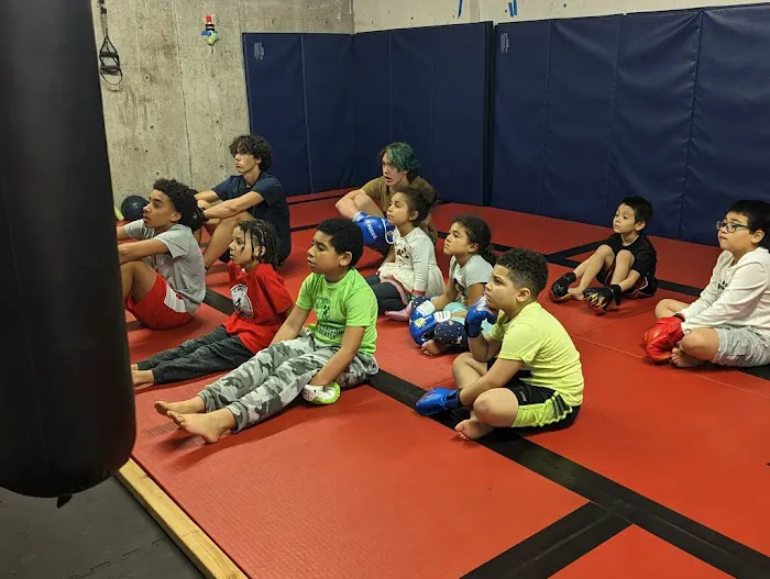 Christ-E Boxing(3 Kings Dojo) Picture 6